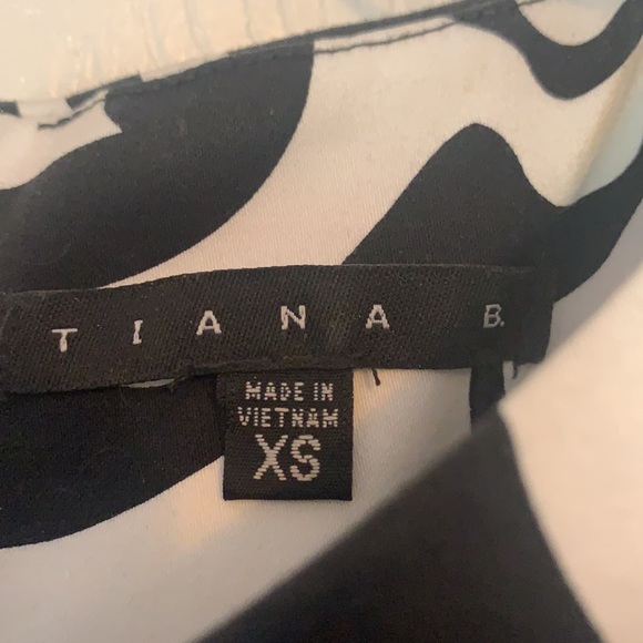 Tiana B Fun Black and White Sleeveless Dress - Picture 4 of 4